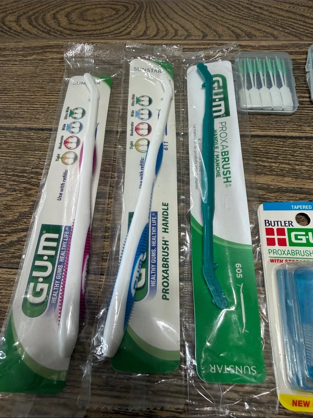 GUM Proxabrush Interdental Brushes and Handles - Green & White